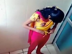 Indian Coed Girls Get Caught On Tape Using The University Toilet